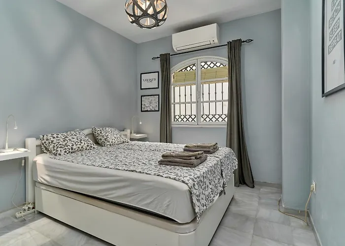 One Bedroom Penthouse Apartament